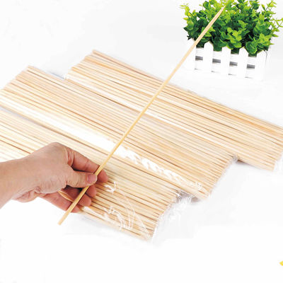 Dễ dàng làm sạch Bamboo Skewers một lần sử dụng Màu sắc tự nhiên Với bao bì tùy chỉnh